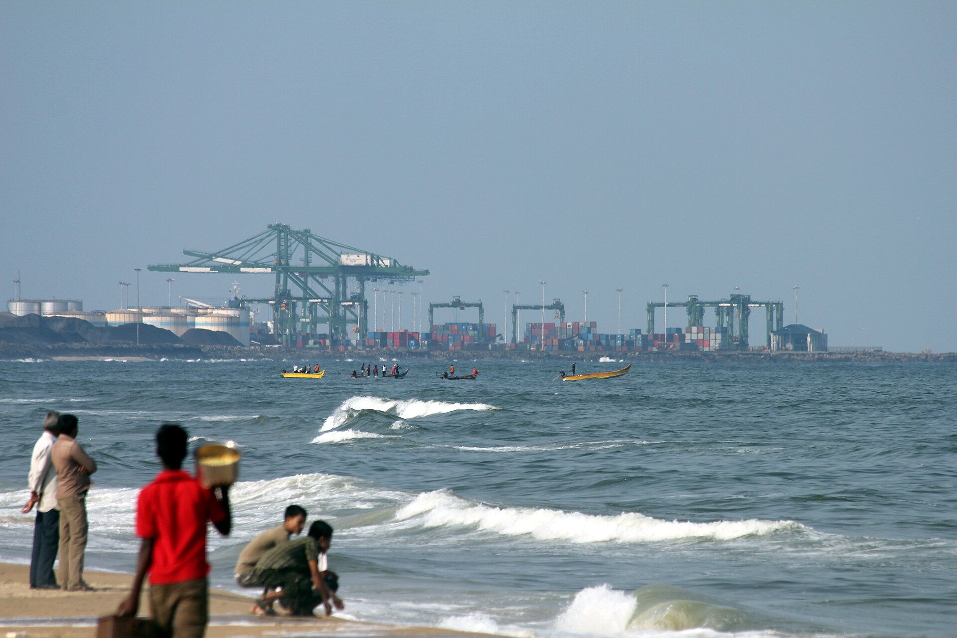 Maritime India Accelerates – ₹2 Lakh Cr in Shipbuilding Clusters, ₹740 Cr Kolkata Berth Upgrade & ₹500 Cr Chennai–Hyundai Gains