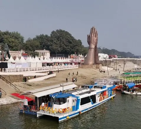 hydrogen passenger ship